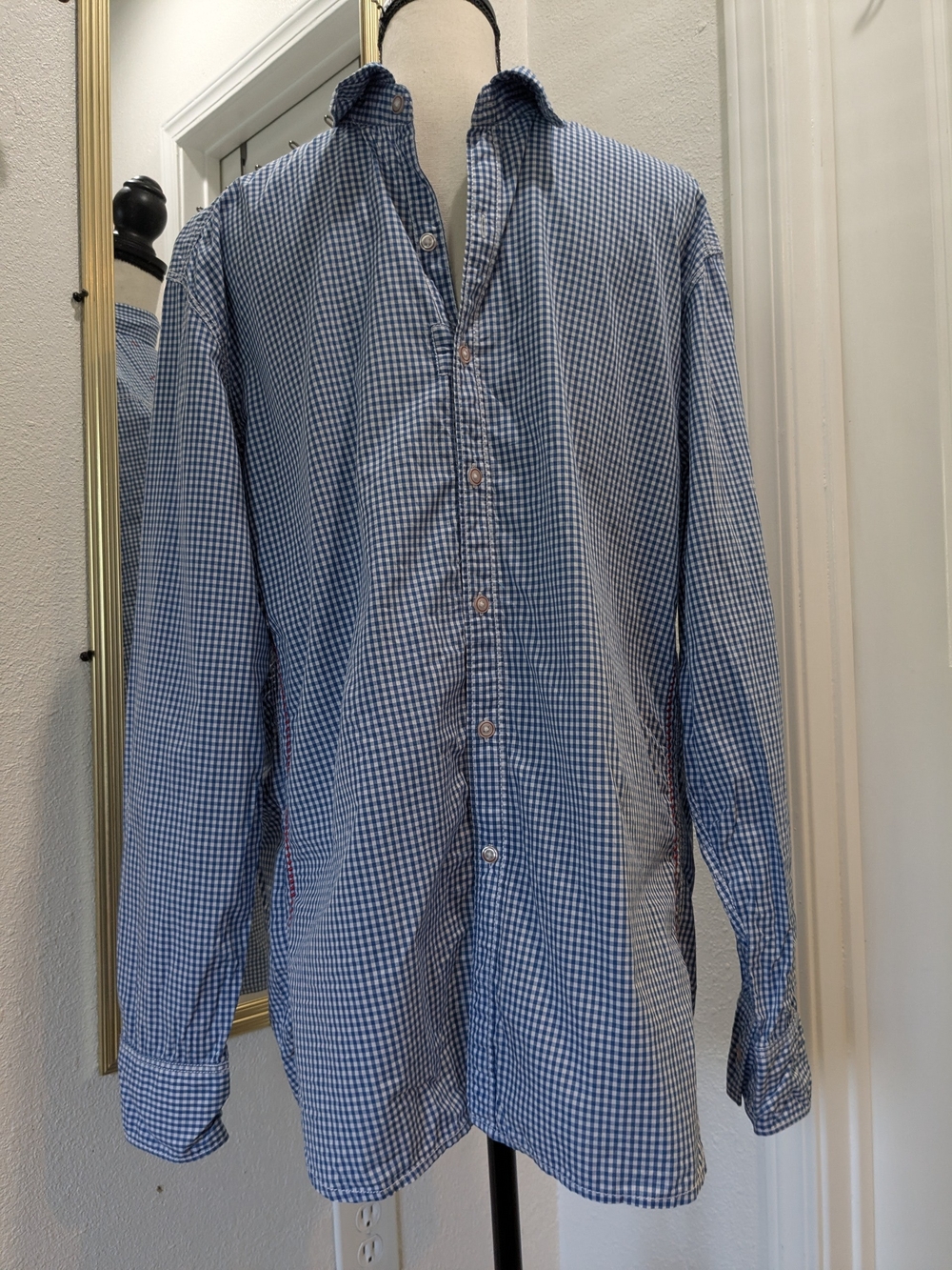 Robert Graham Blue Gingham Button-Down Shirt